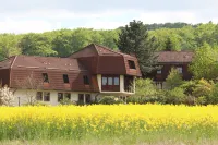 Landhotel am Rothenberg فنادق في Oberweser