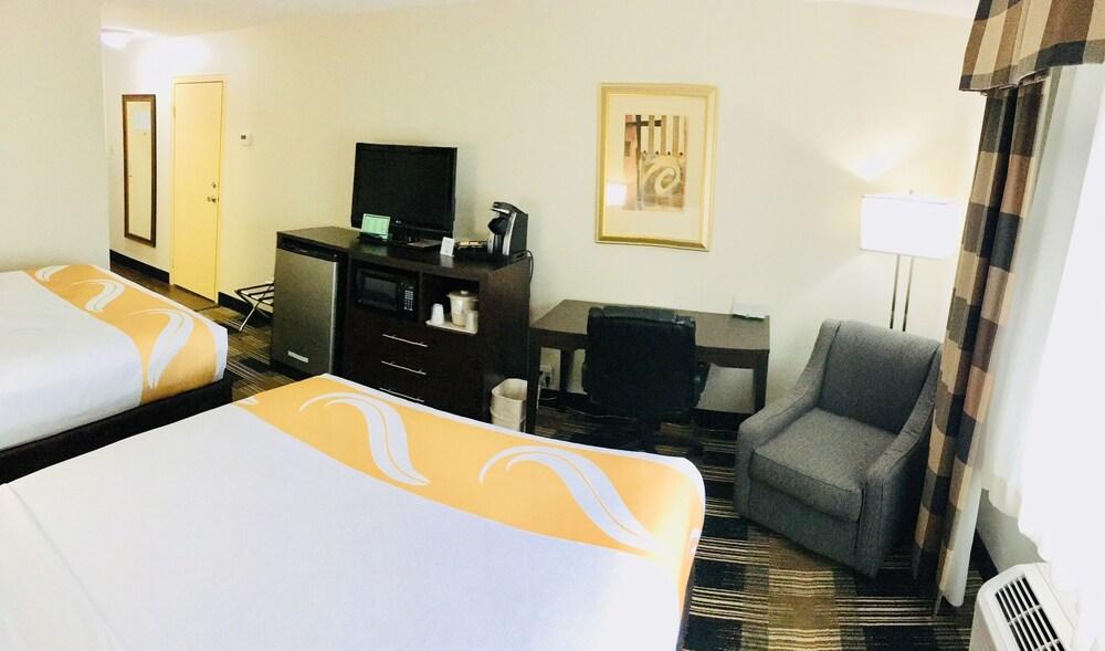 Quality Inn Oneonta Cooperstown Area