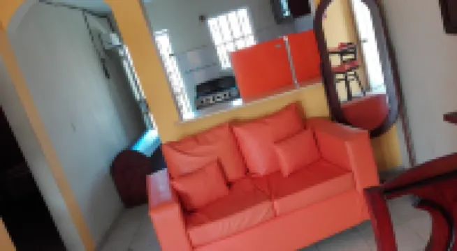Bright and Youth Condo with Hot Water.