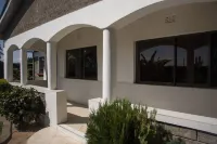 Reens Vacation Rentals - ห้องครัว