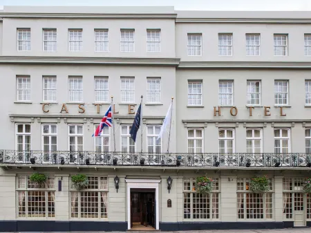 Castle Hotel Windsor Отели рядом с достопримечательностью «Dramatica»