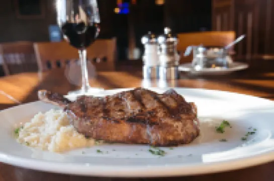 Holiday Inn Express & Suites OLATHE NORTH by IHG