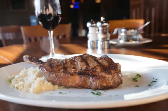 Holiday Inn Express & Suites OLATHE NORTH by IHG