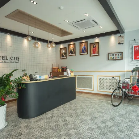 Hotel CIQ, Jalan Trus Отели рядом с достопримечательностью «Торговый центр JB City Square»