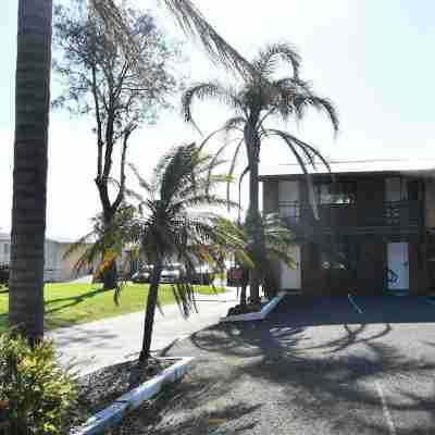 Lakeside Inn Wollongong Hotel Exterior