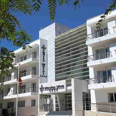 Marina Club Lagos Resort Hotel Exterior