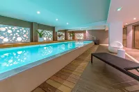 Les Jardins de Saint-Cloud - Pools