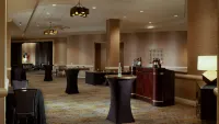 Hilton Alexandria-Old Town - bar