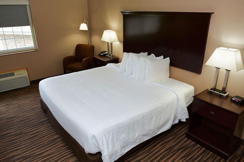 Cobblestone Inn & Suites - Denison Majestic Hills