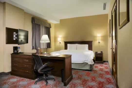Hampton Inn & Suites by Hilton Mexico City - Centro Historico