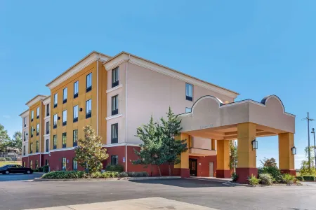 Comfort Inn & Suites