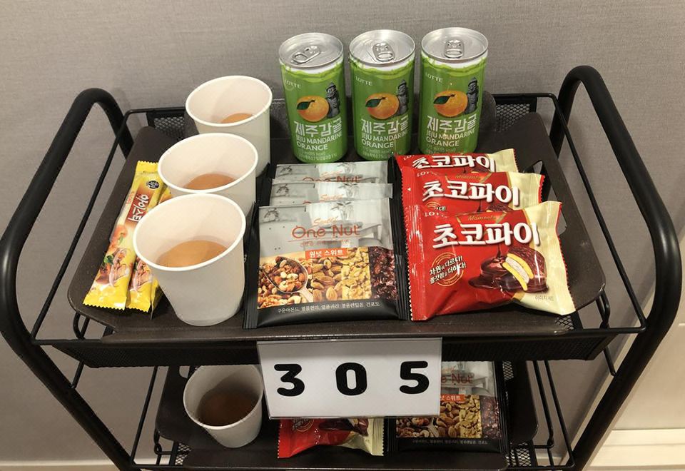 2. 홍대 다우하우스..