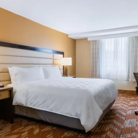 DoubleTree by Hilton Greensboro Airport