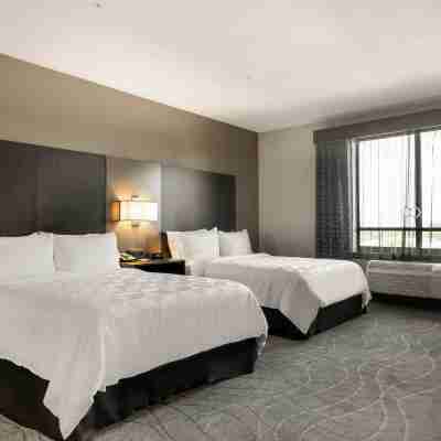 Holiday Inn Hotel & Suites Silicon Valley – Milpitas, an IHG Hotel Rooms