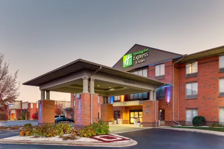 Holiday Inn Express & Suites Dayton-Centerville Отели в г. Уэйнсвилл