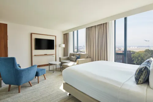 Courtyard by Marriott London Heathrow Airport - Gym