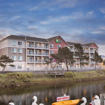 Holiday Inn Express & Suites SEASIDE-CONVENTION CENTER by IHG Hotels near Haystack Hill State Park