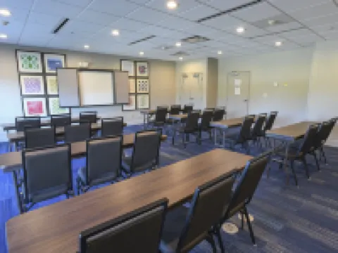 Holiday Inn Express & Suites RICHWOOD - CINCINNATI SOUTH by IHG Hotels in Boone County