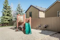 Sweetwater Lift Lodge Hotels in Park City