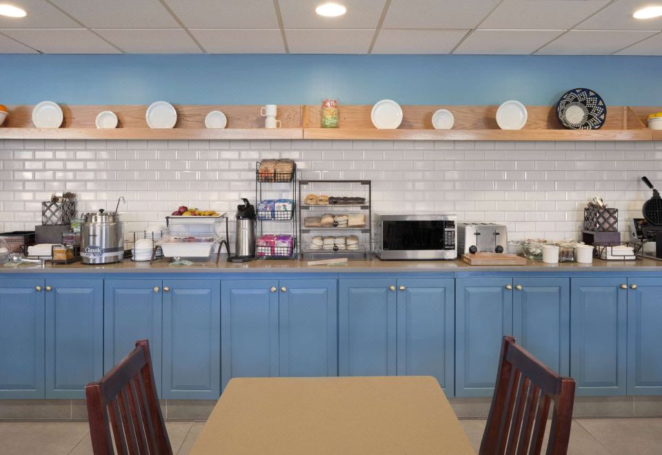 컨트리 인 & 스위트 바이 래디슨 워너 로빈스 GA