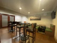 SureStay Hotel by Best Western Ontario Airport - sarapan