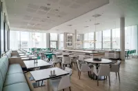 Radisson Hotel & Conference Centre Oslo Airport - breakfast