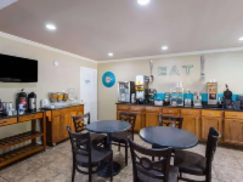 Days Inn by Wyndham Foley Hoteles en Foley