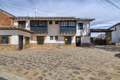 โฮเทล อาเซอิตูนอส โรงแรมใน