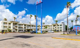 Motel 6 Corpus Christi, TX - North