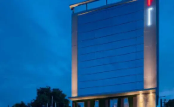 Luminor Hotel Kota Jakarta Hotels near Wayang Museum