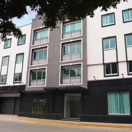 Hotel 5 de Mayo Отели рядом с достопримечательностью «Концертный зал Acrópolis Puebla»