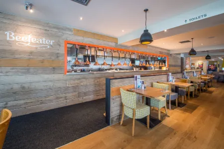 Premier Inn Farnborough Town Centre Отели в г. Фарнборо