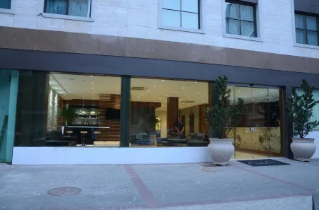 Casa Nova Hotel