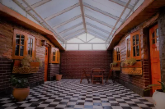 頓佩佩酒店及木屋 埃爾卡拉法特酒店