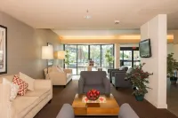 Best Western Yacht Harbor Hotel