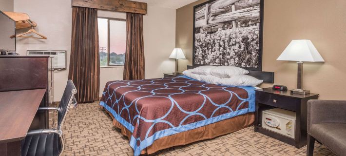 Super 8 by Wyndham Boise Hotels in Ada County