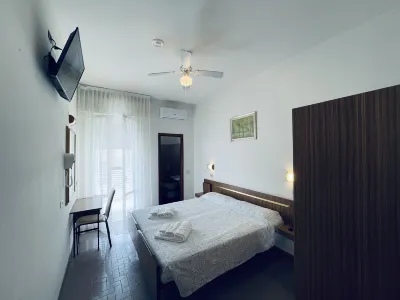 Hotel Sara - 2 Guests Room - n 1 Các khách sạn ở 