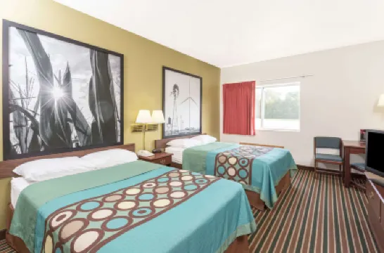 Super 8 by Wyndham Cresco IA Hotel di 