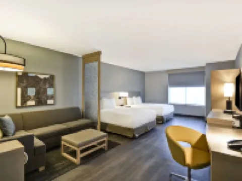 Hyatt Place Fresno Hotels in Fresno