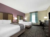La Quinta Inn & Suites by Wyndham Lake Charles - Westlake Hotels in Calcasieu Parish