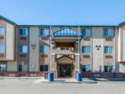 Baymont by Wyndham Loveland/Fort Collins Area Hotels in Loveland