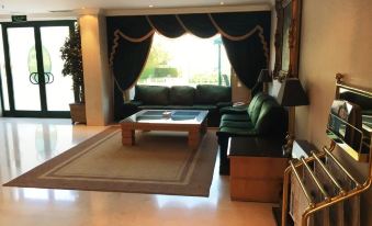 Mirage Suites Hotel - Family Only