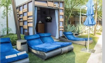 Stay Together Suites 1Bd1Ba w Bonusrm - Housity