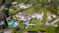 Hôtel Les Bastides Saint-Paul
