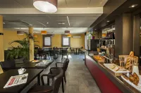 Brit Hotel Confort Villeneuve Sur Lot Hotels in Pujols
