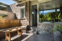 Melagrana Hotels in Milos