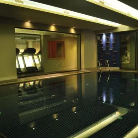 Wes Hotel