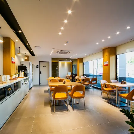 High End (High End Hotel), Pyeongri-Dong, Daegu Отели рядом с достопримечательностью «Электронный мир»
