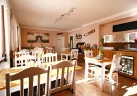 Haus am Bach - gemütliche Pension Hôtels à : Kranzberg