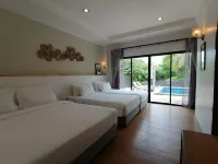 Villa Gris Pranburi Hotels in Pran Buri